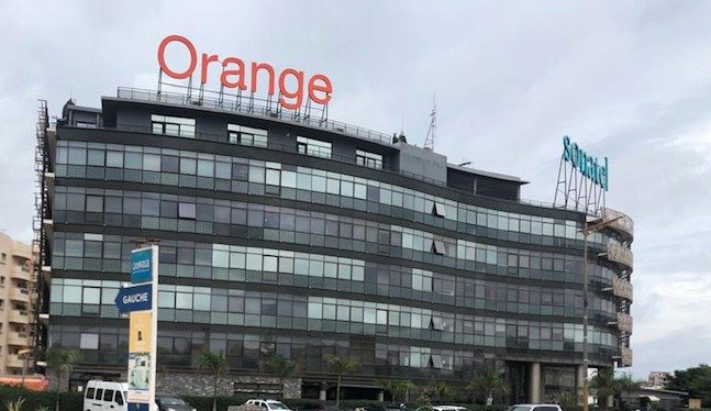 TÉLÉPHONIE : Orange au Sénégal, mais citron en Guinée.