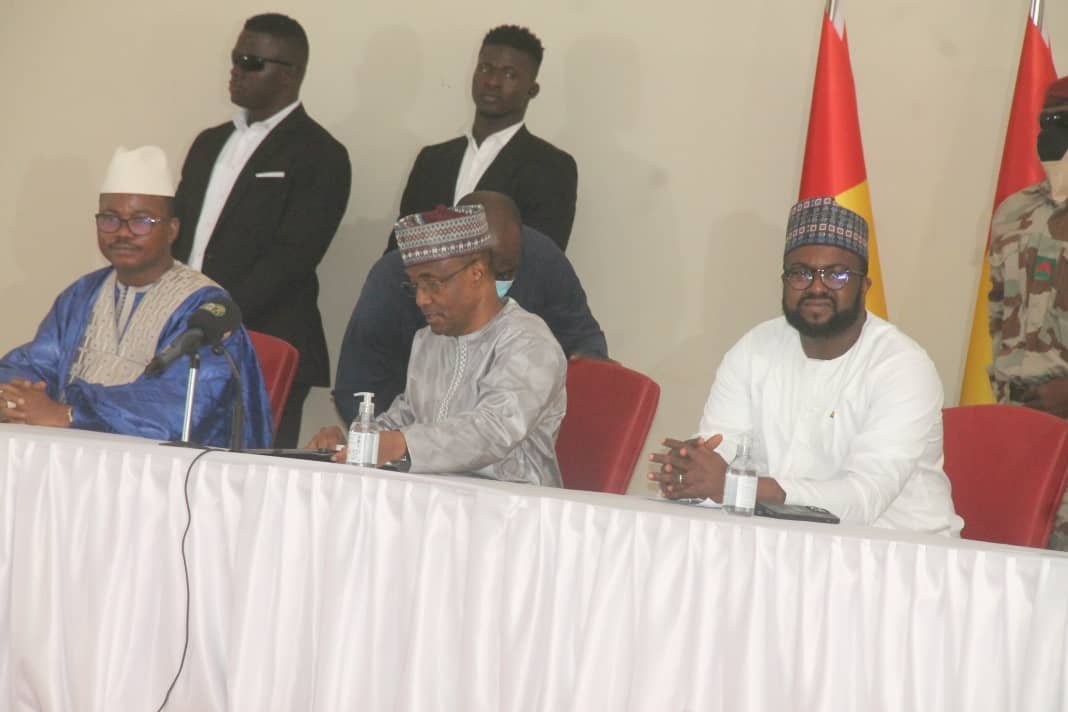 Le CNRD rabroue une nouvelle fois le PM Mohamed Béavogui
