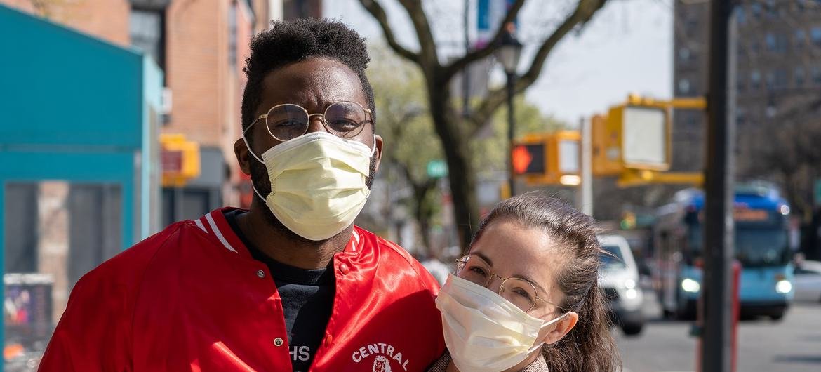 Covid-19 : baisse des infections et des décès dans toutes les régions du monde (*)