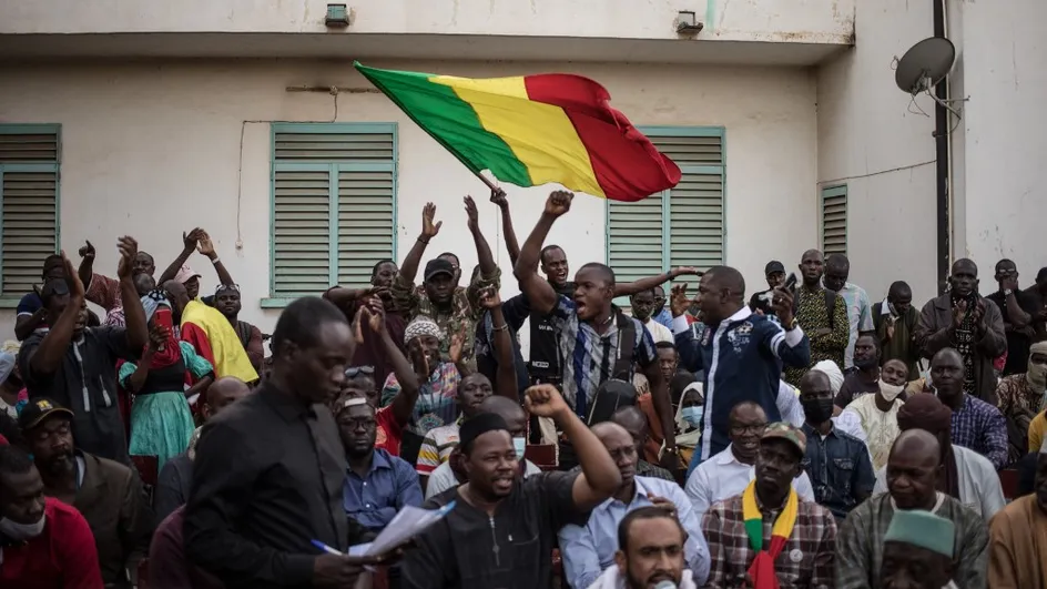 Des manifestants réclament le retrait du Mali de la Cédéao