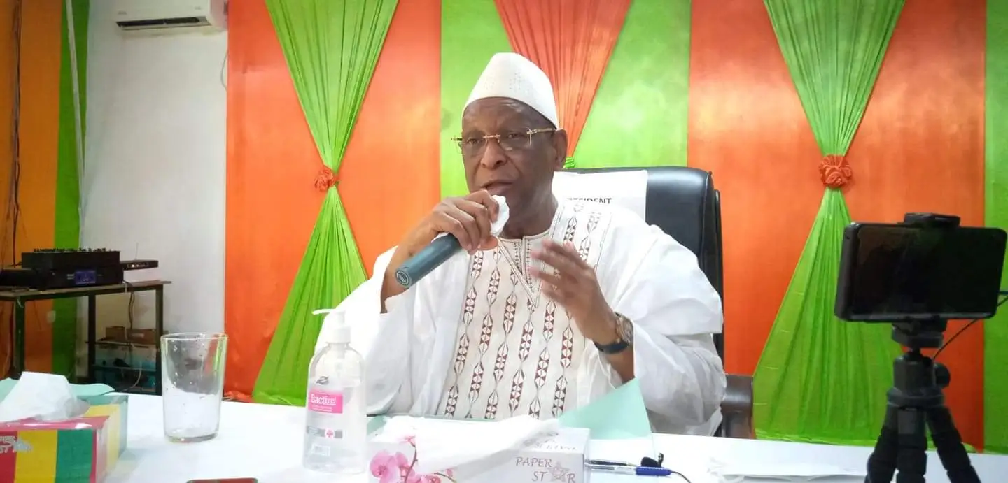 Lansana Kouyaté plaide en faveur de la Constitution de 2010