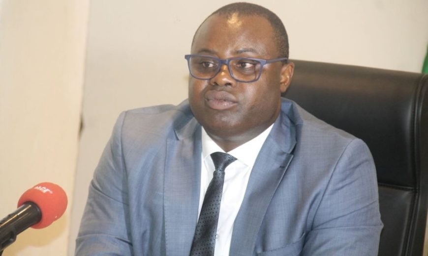 Mohamed Béavogui a-t-il été renvoyé ou a-t-il démissionné ?