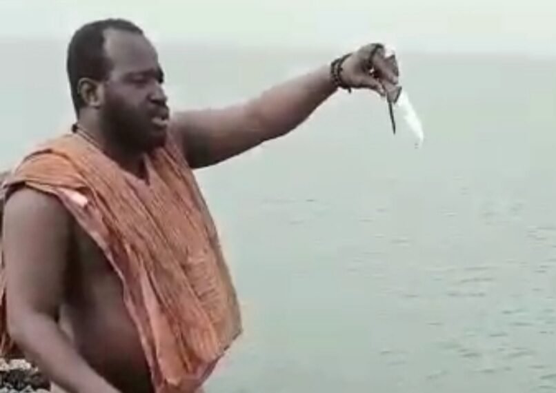 Des sacrifices pour sauver le régime du Colonel Doumbouya