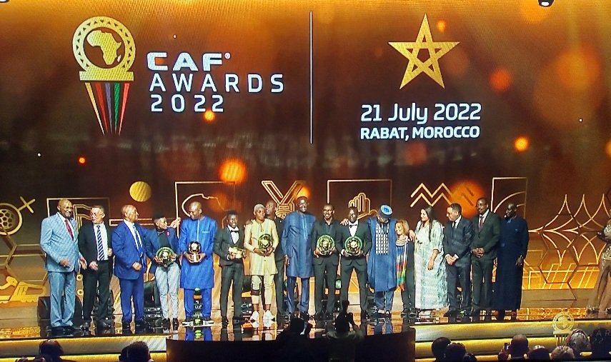 Sadio Mané et Asisat Oshoala élus Joueur et Joueuse de l’année par la CAF