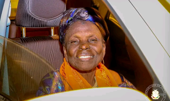 « Depuis qu’elle a reçu le cadeau du président de la république, binta laly sow est menacée »