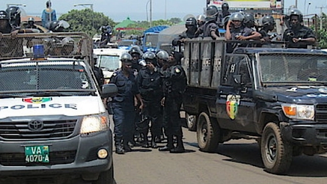 Manifestations du FNDC : De nombreuses arrestations, des blessés par balles et des destructions de biens privés