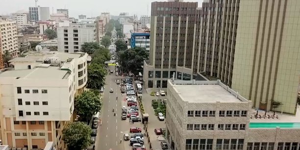 Guinée : entre départ des patrons étrangers et décisions judicaires « opaques », les banques trinquent (*)