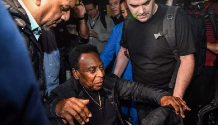 Les Brésiliens se préparent à dire adieu au roi Pelé, dont l&rsquo;état de santé s&rsquo;est beaucoup dégradé