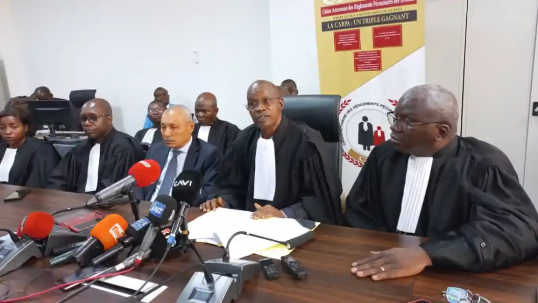 Procès du 28 septembre 2009 : Le conseil de l&rsquo;ordre invite le Ministre de la Justice, Garde des Sceaux à revoir sa position dans l’intérêt de la bonne continuation des débats
