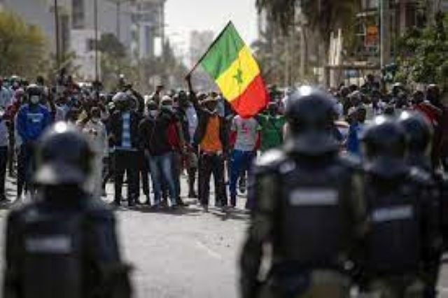 Sénégal: Macky Sall apaise, Ousmane Sonko attise! (*)