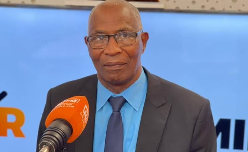 « Le financement de nos affaires essentielles doit provenir d’abord de nos propres efforts. »