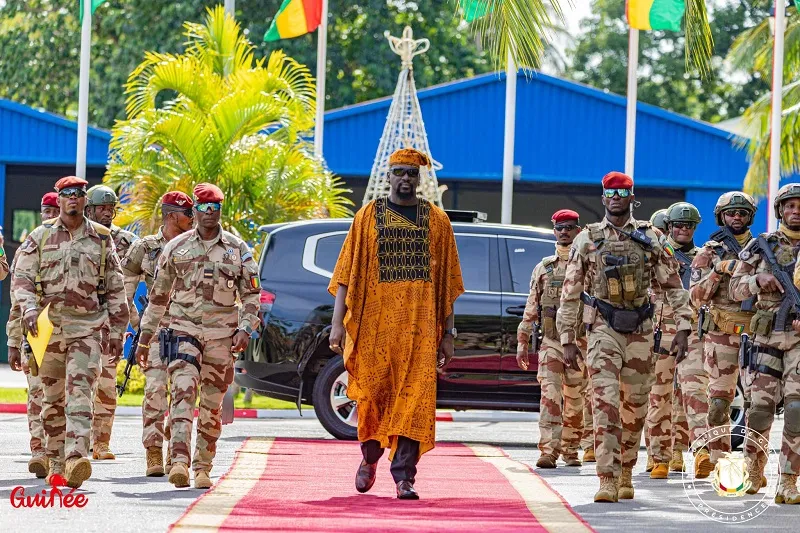 Satire à vue. Doumbouya, les golems et la méthode Coué (Par Abdoulaye Top Sylla)