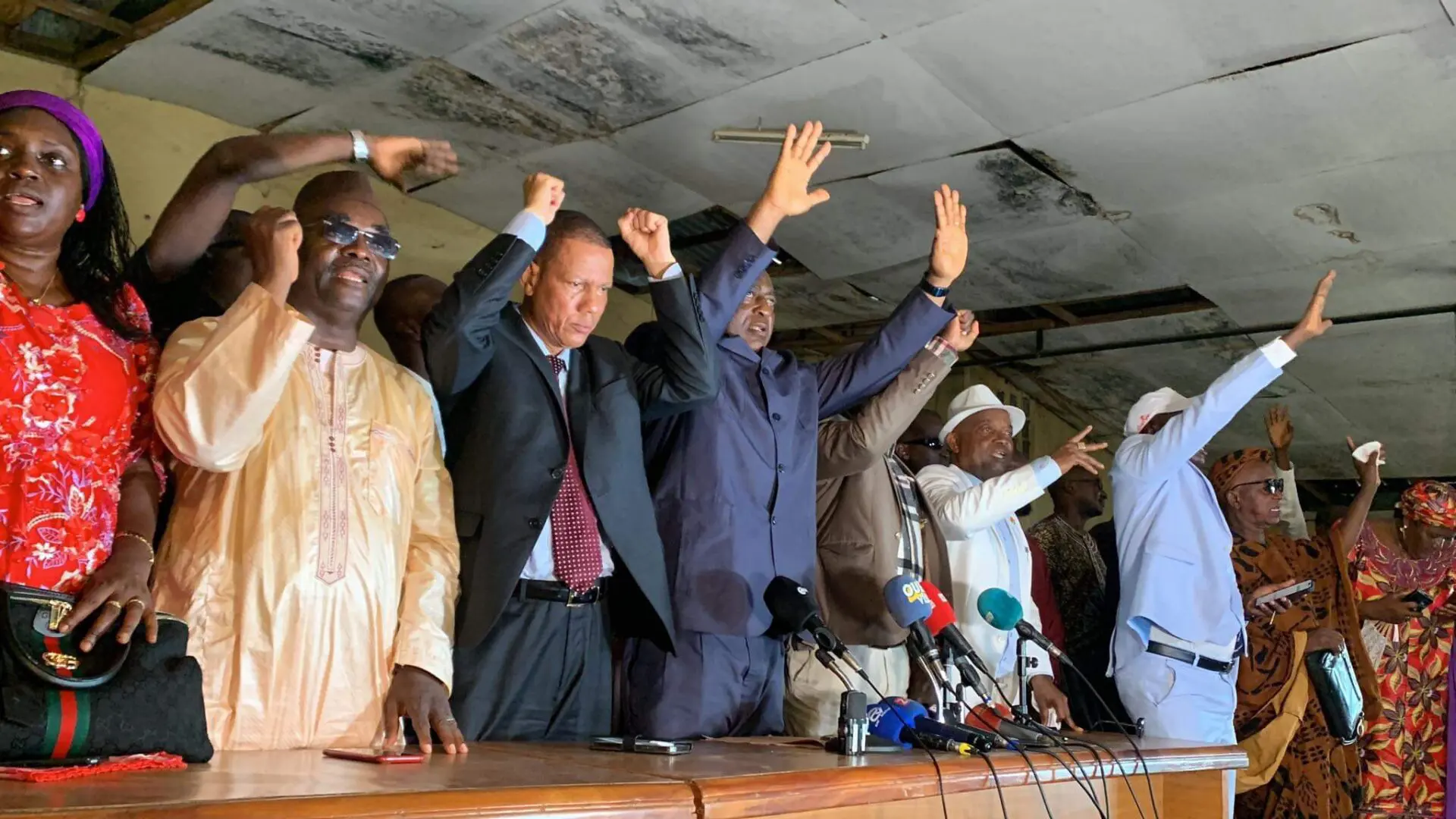 Pressions sur le régime de Conakry : les syndicats promettent de fortes décisions si… (*)