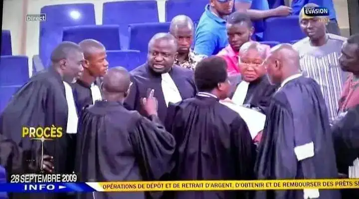 Les avocats au procès du 28 septembre 2009 suspendent leur participation au procès