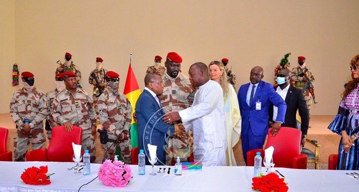 Guinée: en attendant des dirigeants d’envergure