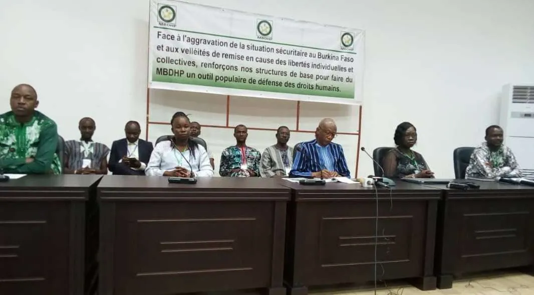 Burkina : le MBDH s’indigne face aux « réquisitions massives et ciblées de citoyens ».