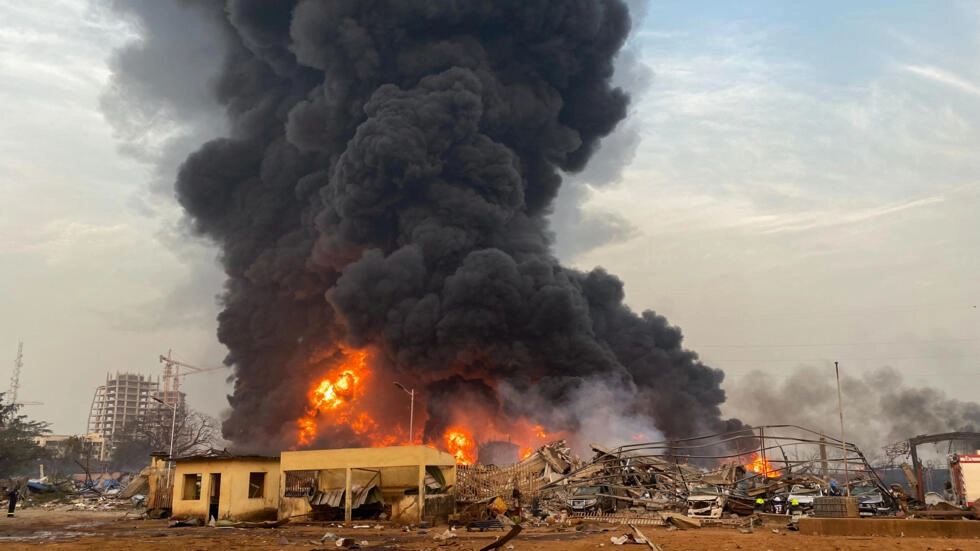 Guinée: explosion meurtrière dans un dépôt d&rsquo;hydrocarbures du port de Conakry
