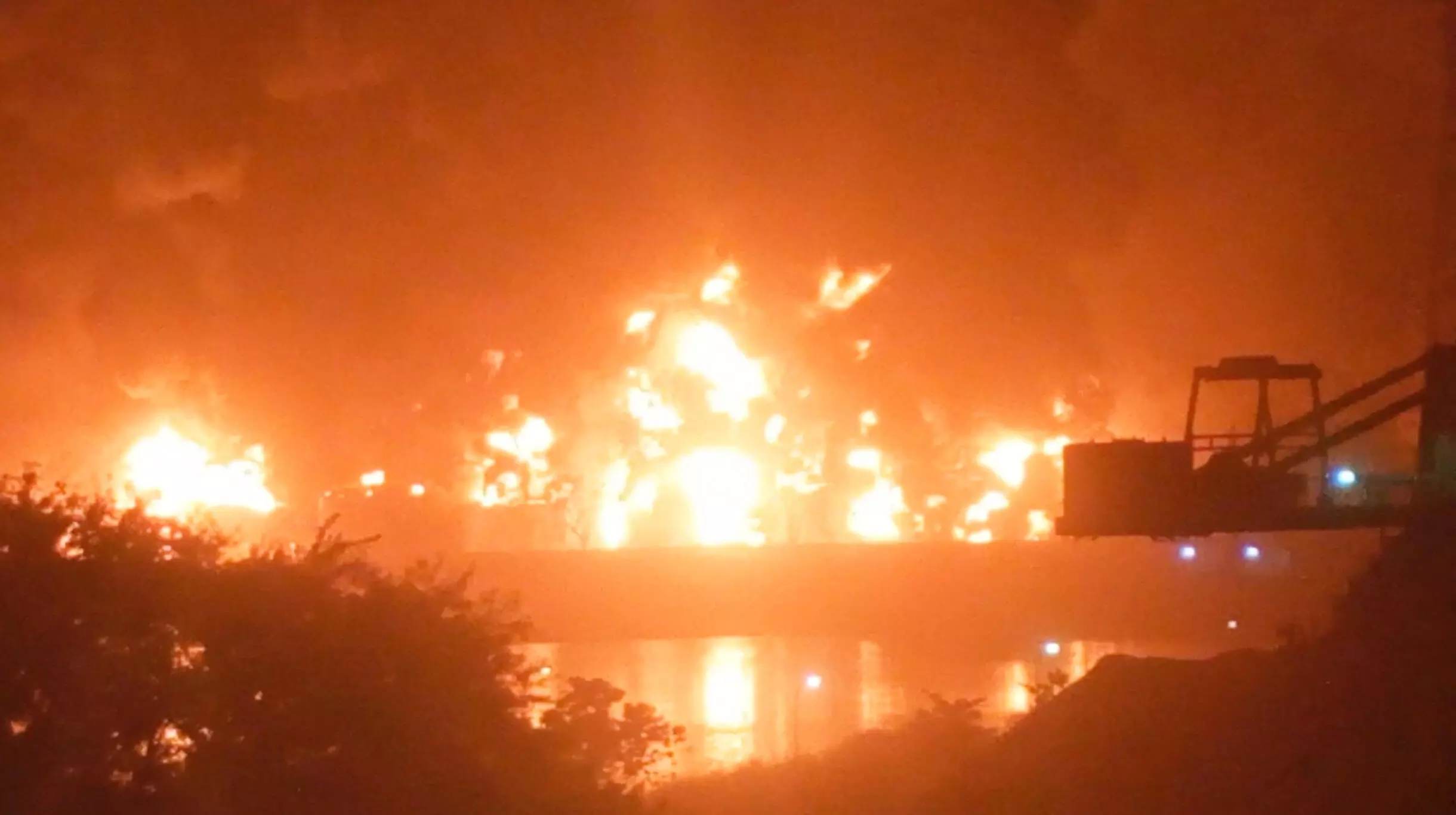 Guinée : un incendie meurtrier dans un dépôt de carburant à Conakry