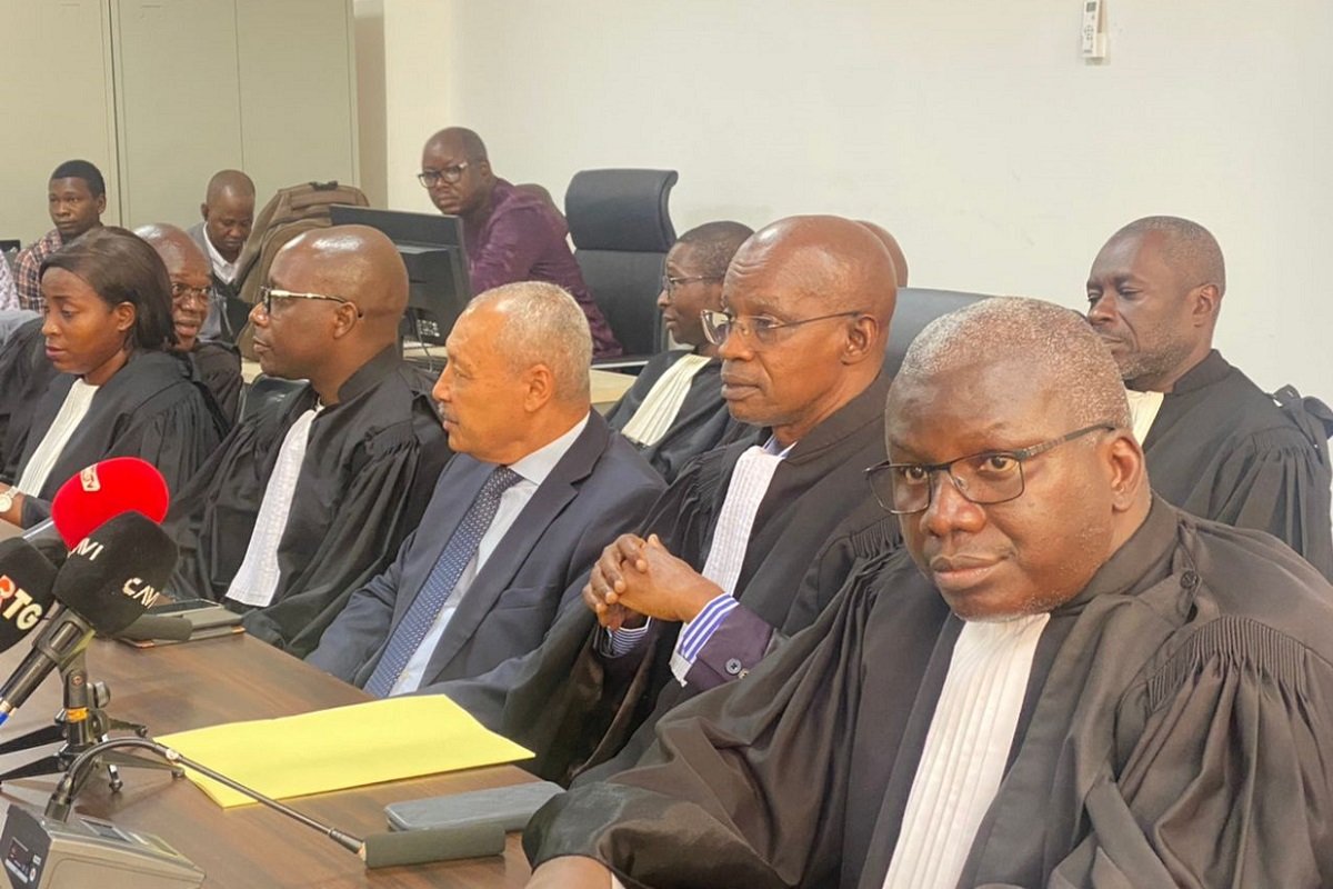 « Le Barreau de Guinée condamne toute privation des citoyens de leur droit de s’exprimer librement, d’accéder à l’information… »