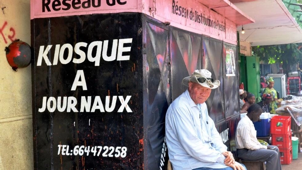 Médias suspendus en Guinée: «L&rsquo;idée est de mettre sur « off » toutes les voix dissonantes»