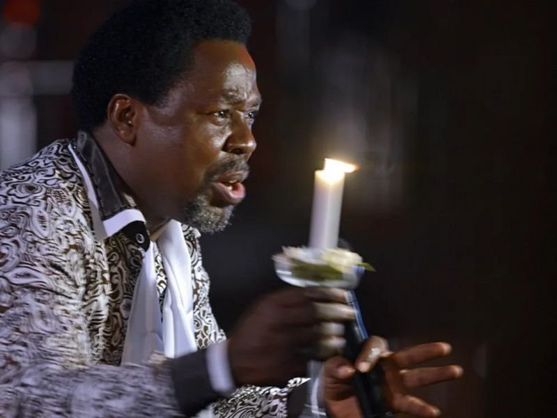TB Joshua : le chef de l&rsquo;une des plus grandes églises évangéliques au monde a violé et torturé des fidèles, selon la BBC