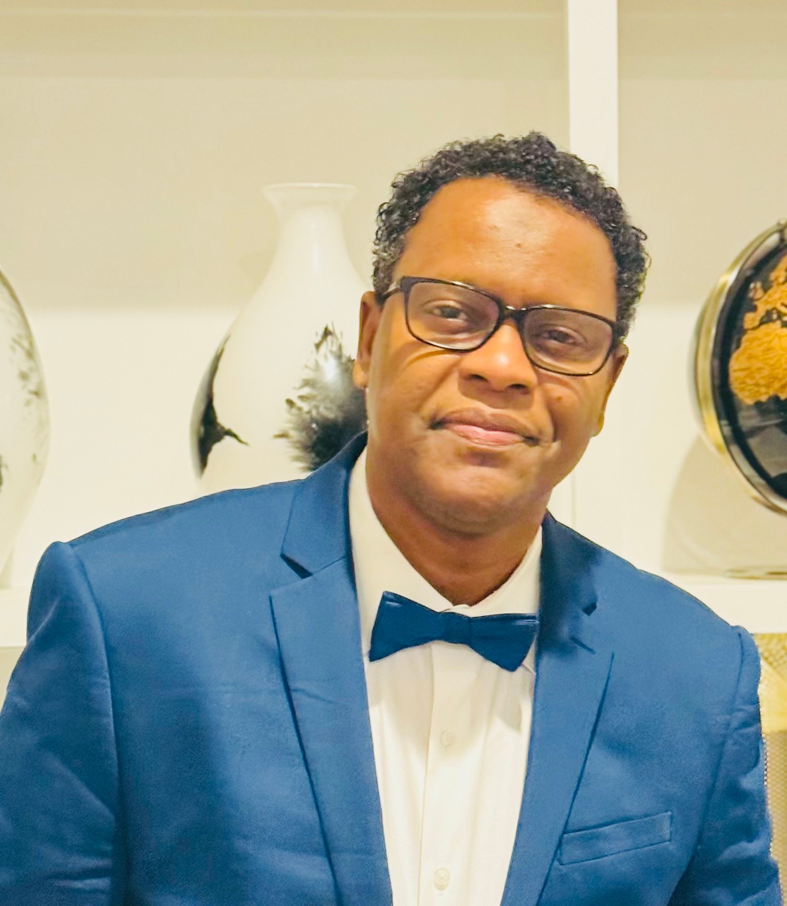 Abdoulaye Sona Bah : Un Modèle d&rsquo;Excellence et d&rsquo;Inspiration pour la Guinée.