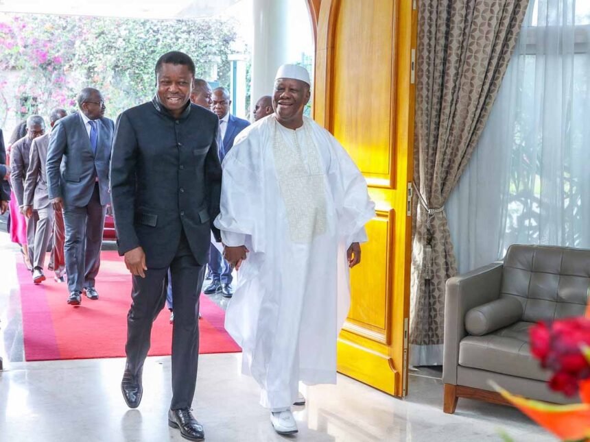 CEDEAO-AES : Faure Gnassingbé et Alassane Ouattara cherchent la solution