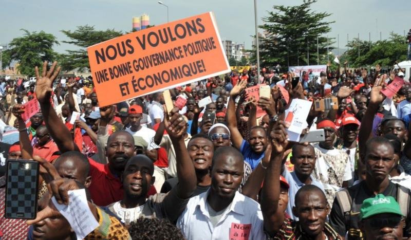Pourquoi il est si difficile de quitter le pouvoir en Afrique ?