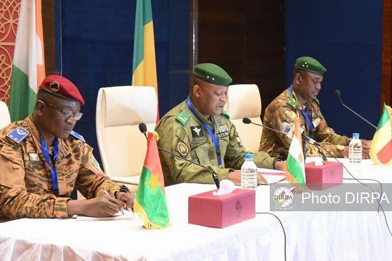 AES : à Niamey, le Niger, le Burkina et  le Mali posent les jalons d’une Force conjointe anti-terroriste