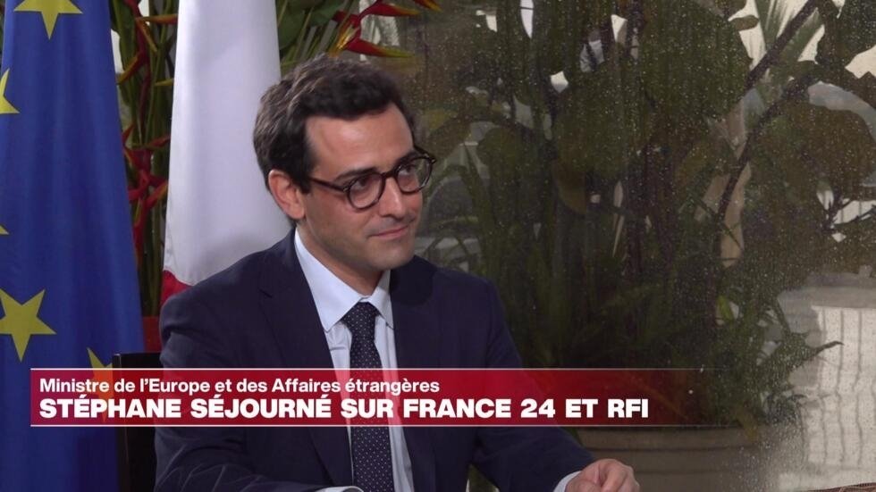 « Ce n&rsquo;est pas à la France d&rsquo;avoir un avis sur la réforme du franc CFA », estime Stéphane Séjourné