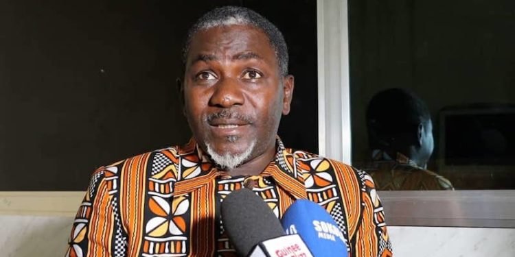 Retard dans la présentation de l’avant-projet de la nouvelle Constitution : Dr Ibrahima Sory tacle Dr Dansa Kourouma