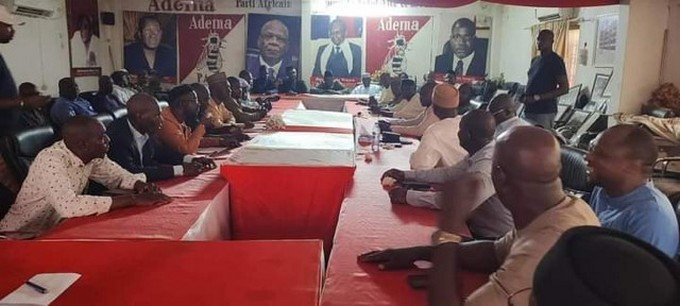 Mali: plusieurs partis politiques et regroupements politiques réclament “la tenue de l’élection présidentielle dans les meilleurs délais”