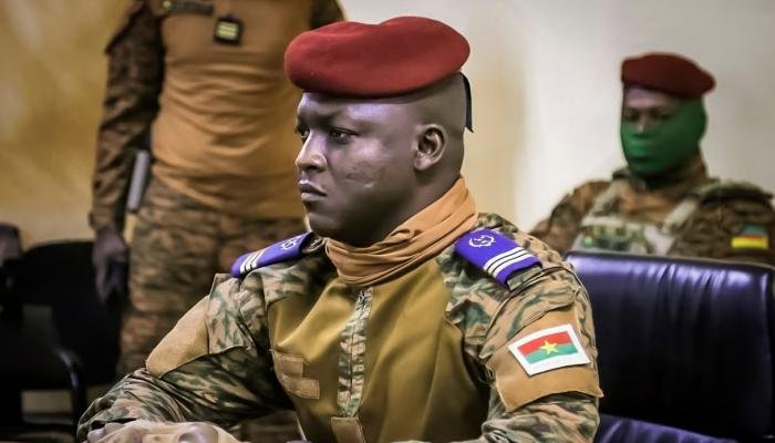 Massacres au Burkina Faso : des vidéos accablent l’armée burkinabè