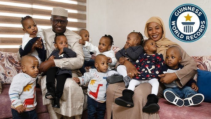 Les trois ans des nonuplés maliens nés au Maroc: une vie de famille grand format