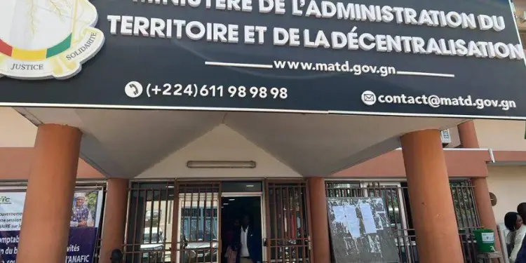 la délivrance des agréments aux ONG et mouvements associatifs momentanément suspendue en Guinée