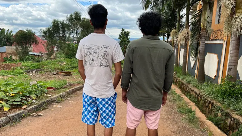Les réfugiés envoyés au Rwanda le qualifient de « prison à ciel ouvert »