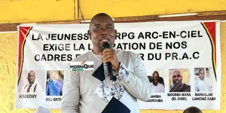 Marc Yombouno répond à Gaoual : « dire qu’il n’y a pas de détenus et d’exilés politiques, c’est grave »