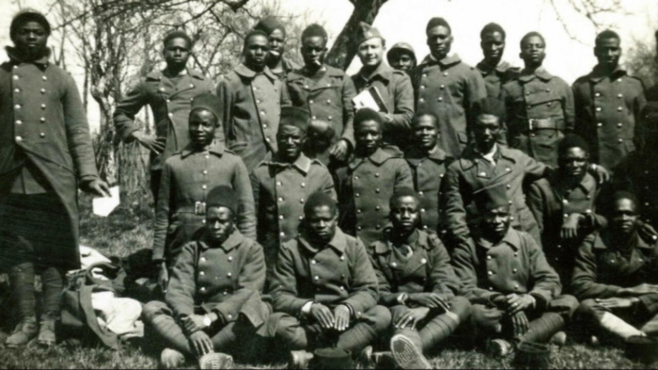 MASSACRE DE THIAROYE : Ce geste de Macron qui apaise les douleurs