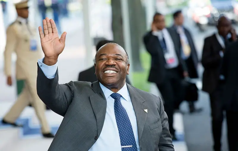 Pourquoi Ali Bongo se retire-t-il de la scène politique et quelles en sont les conséquences pour le Gabon ? »