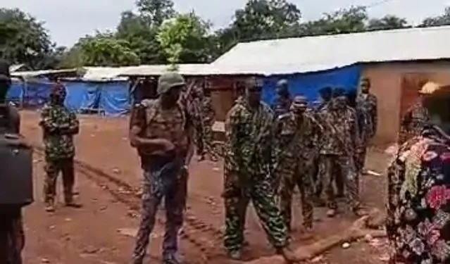 Tensions à Konkoï (Mandiana): deux morts dans les affrontements entre citoyens et militaires