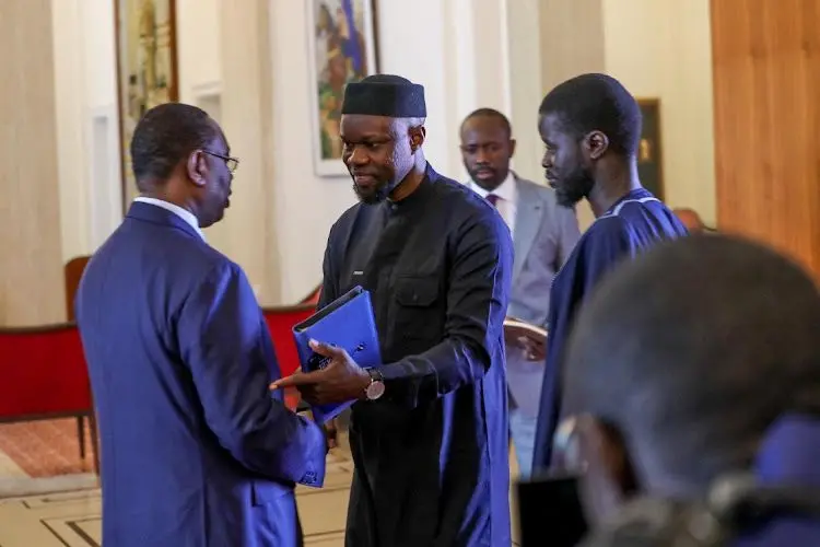 Elections législatives au Sénégal : enjeux d&rsquo;un duel à distance entre Ousmane Sonko et Macky Sall