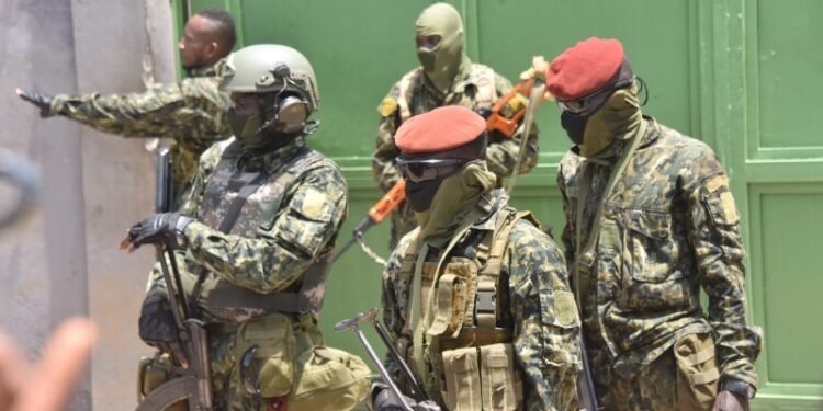 Dubréka: Trois éléments des forces spéciales accusés d’avoir « bastonné à mort » un jeune à Dioumaya