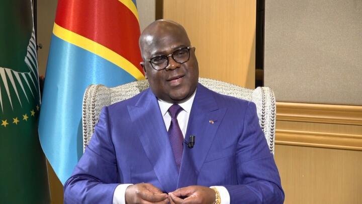 VERS UNE REVISION CONSTITUTIONNELLE PAR LE PARTI AU POUVOIR EN RDC  : Félix Tshisekedi veut-il dresser le bûcher contre son propre pays ?