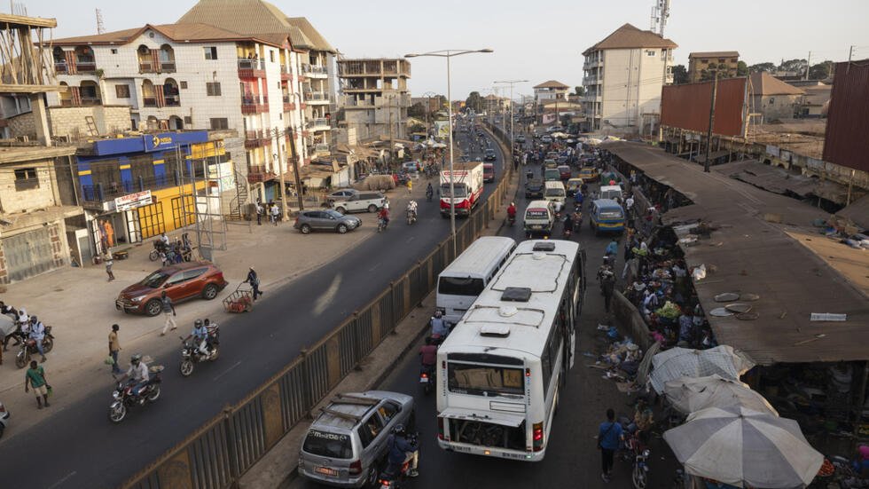 Guinée: 11 douaniers, dont le directeur général et son adjoint, inculpés pour détournement de fonds