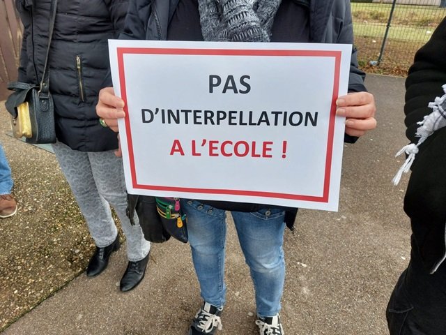 Reconduite à la frontière: la France ne doit pas tomber dans les «Trumperies»