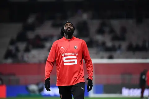 Seko Fofana, actionnaire chez les uns, joueur chez les autres