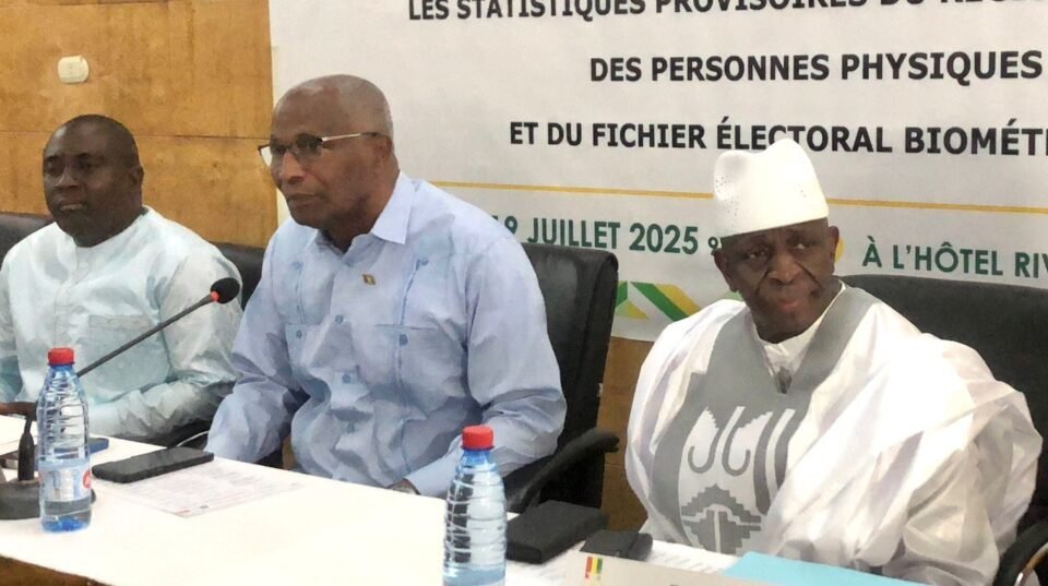 CNRD: DE LA PRISE D&rsquo;ARMES À LA CONFISCATION DU DROIT DE VOTE
