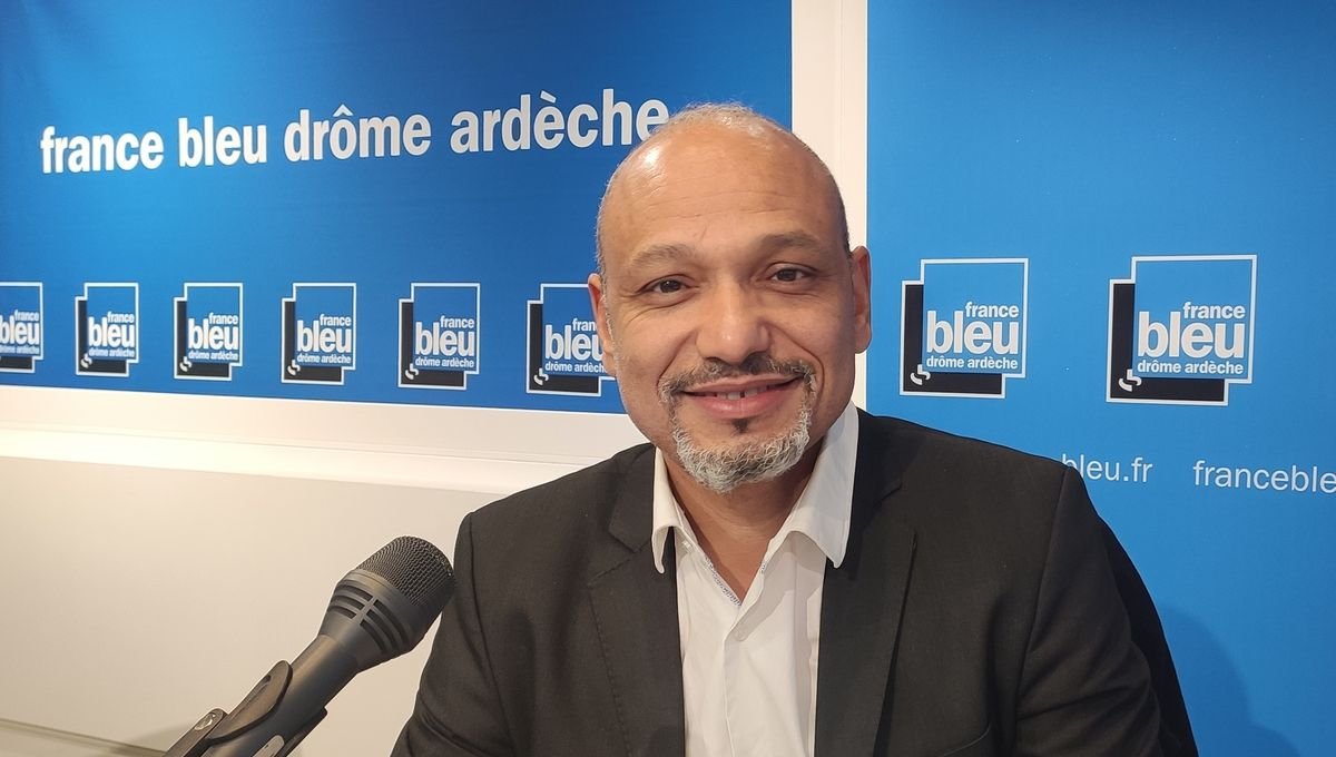Dr Ibrahima Bah-Clozel, urologue et bénévole : « Je veux éliminer l’incontinence urinaire féminine »