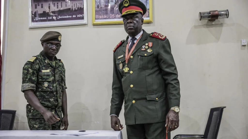 Guinée-Bissau: le général Horta N&rsquo;Tam investi «président de la transition» pour un an