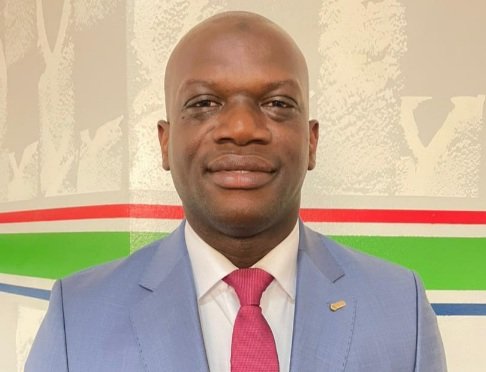 Quelle meilleure sortie de crise de liquidité en Guinée avec une politique monétaire sous l’emprise d’un Leadership et Management en détresse totale avec les réalités économiques et sociales ?